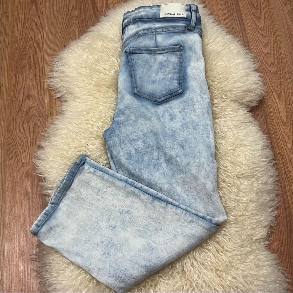 Kendall + Kylie Iconic High Rise Acid Wash Straight Leg Jeans 13/31